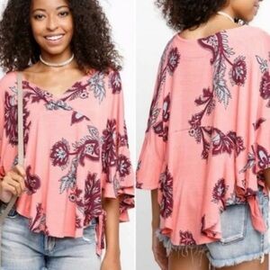 Free People Maui Top Size Extra Small
Pink floral Dolman Sleeves blouse